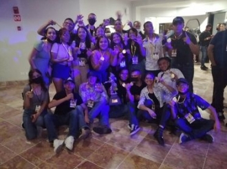 Aplauso a los Chavos